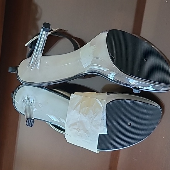 Brand new size 6 Bakers heels - Picture 6 of 7
